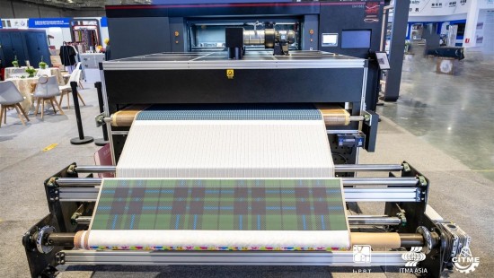 Zes belangrijkste vragen voor het kiezen van digitale textielprinters: essentiële gids voor kledingfabrikanten en studio's